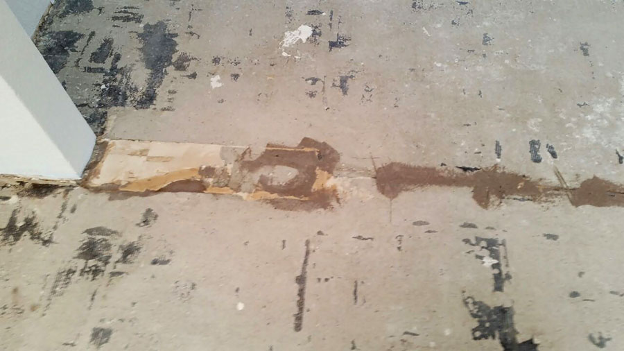 Parkettsanierung: Ausbau von Mosaikparkett und Neuverlegung von Landhausdielen im XL-Format-04