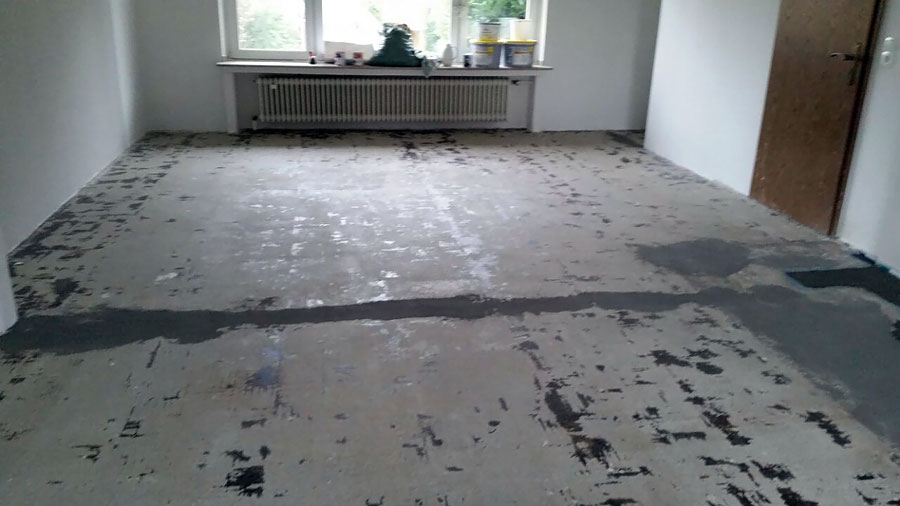 Parkettsanierung: Ausbau von Mosaikparkett und Neuverlegung von Landhausdielen im XL-Format-07