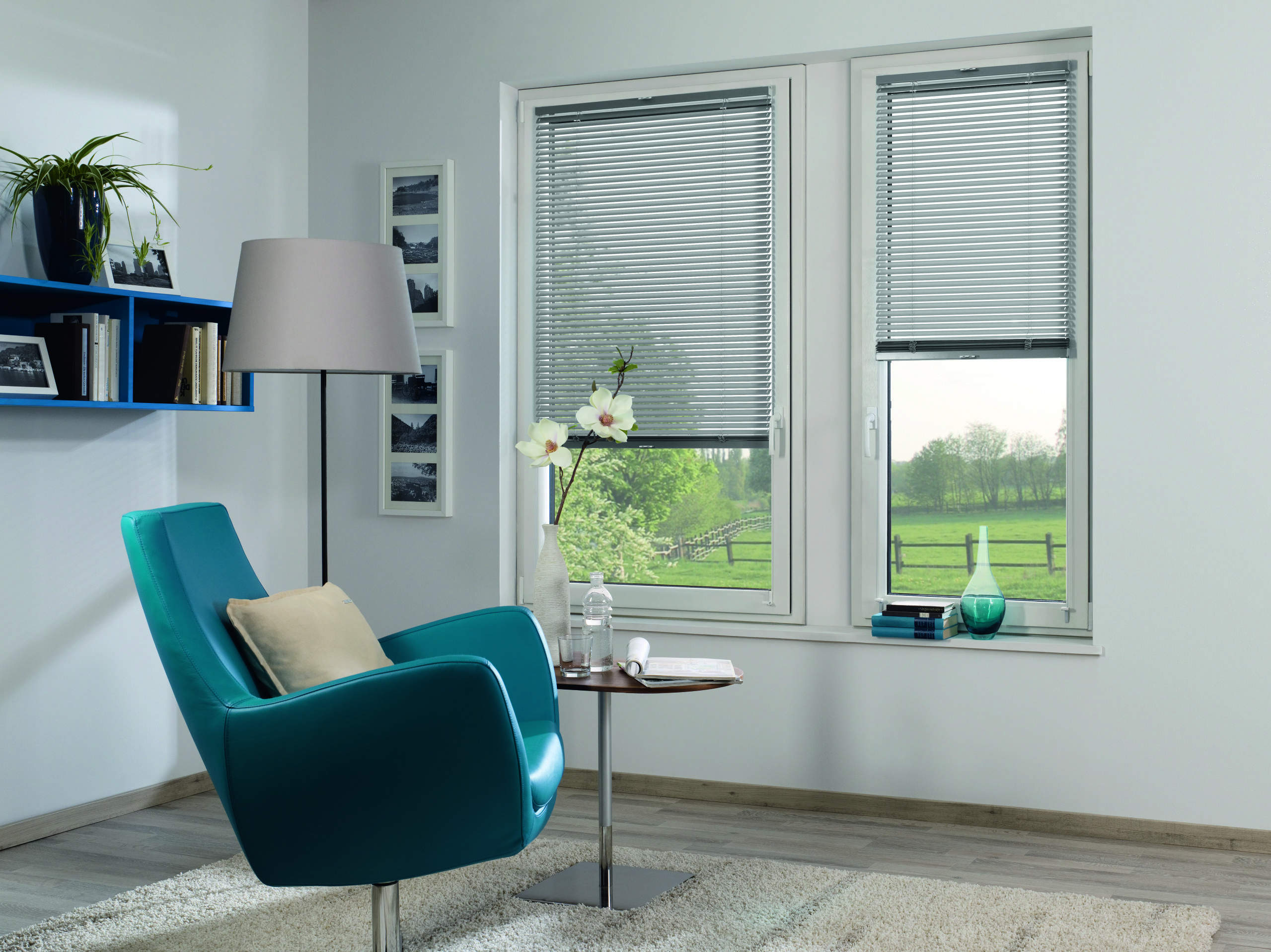 Aluminium Jalousie im Arbeitszimmer