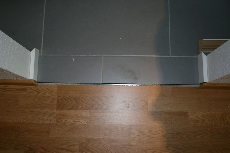 Renovierung einer Wohnung mit 3-Schicht Fertigparkett in Eiche Natur lackiert