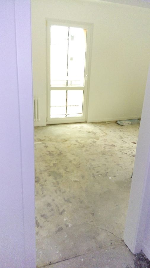 anierung von altem Steinholzestrich durch modernen Vinyl-Designklickbelag-02