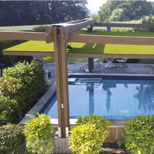 Moderne Poolumrandung und Terrassengestaltung in Bochum