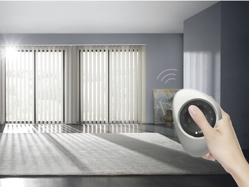 Vertikaljalousien mit Fernsteuerung